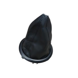   Suzuki Swift 2005-től Váltószoknya fekete kerettel Új utángyártott termék