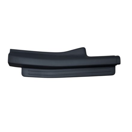 Suzuki Ignis Küszöbvédő műanyag Jobb hátsó 